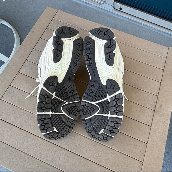 New Balance 2002R Sneakers in Calm Taupe Size 10.5 - Picture 11 of 11